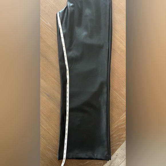 Tribal Vegan Leather Wide-Leg Pleated Pants – Size 8 - Picture 7 of 9